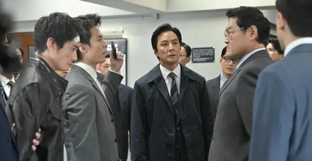 《寒战1994》定档上映,预告与正片叙事断层引观众质疑:现场图 《寒战1994》定档上映,预告与正片叙事断层引观众质疑:现场图